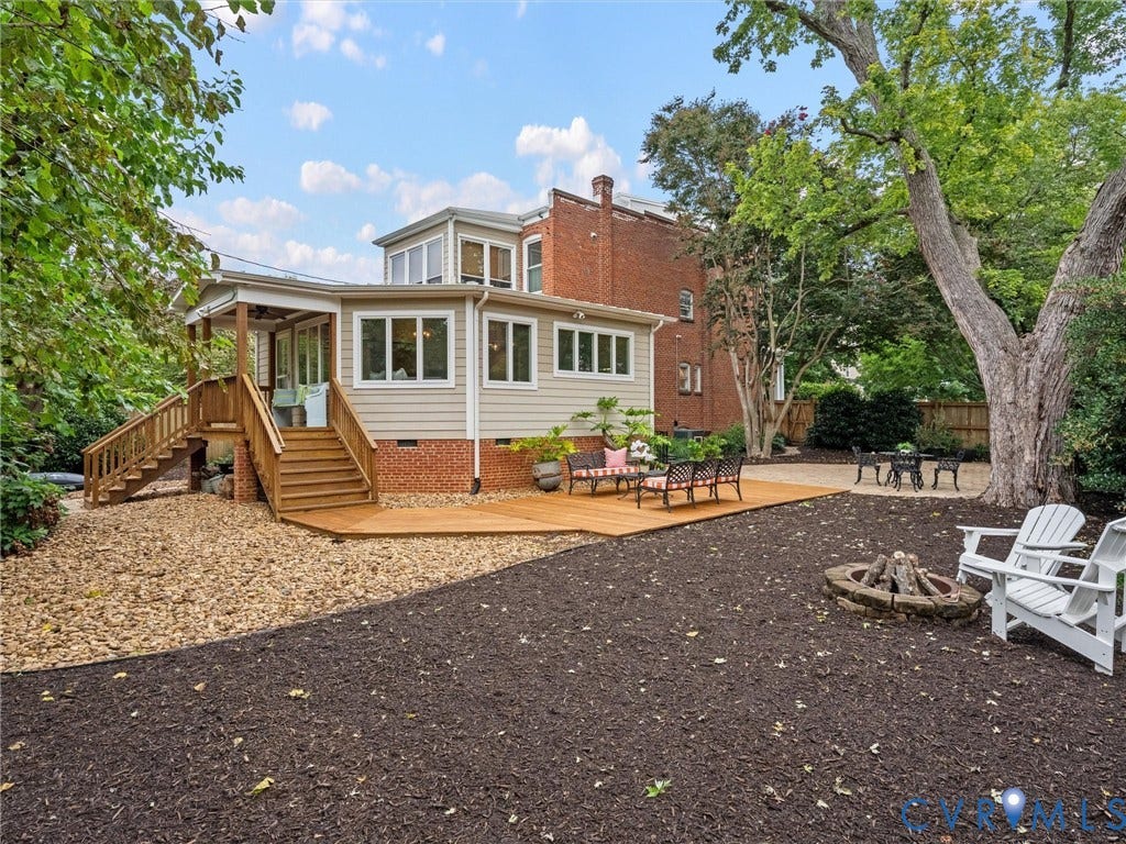 3403 W Franklin Street, Museum District, Richmond, VA 23221 Expansive side yard with mature landscaping, sprinklers and hardscaping. Even an outdoor shower!
