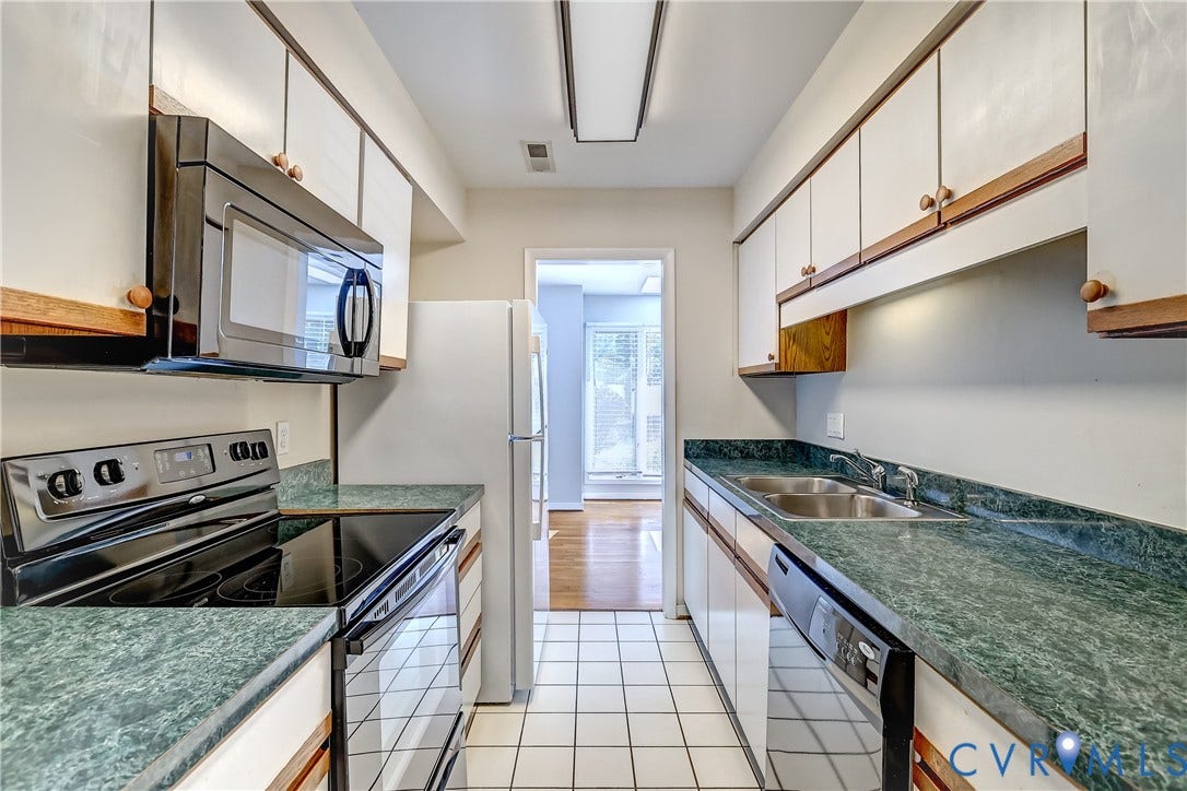 2758 Old Point Drive, Wilde Lake, Henrico, VA 23233 2758 Old Point Drive, Wilde Lake, Henrico, VA 23233