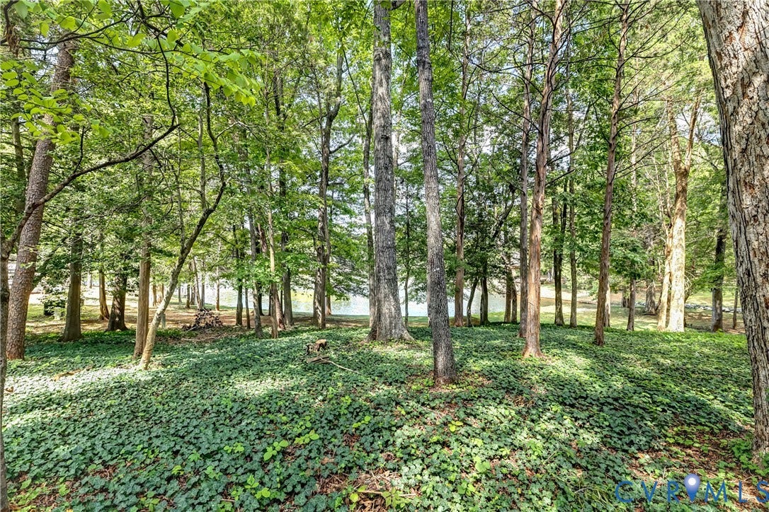 2758 Old Point Drive, Wilde Lake, Henrico, VA 23233 2758 Old Point Drive, Wilde Lake, Henrico, VA 23233
