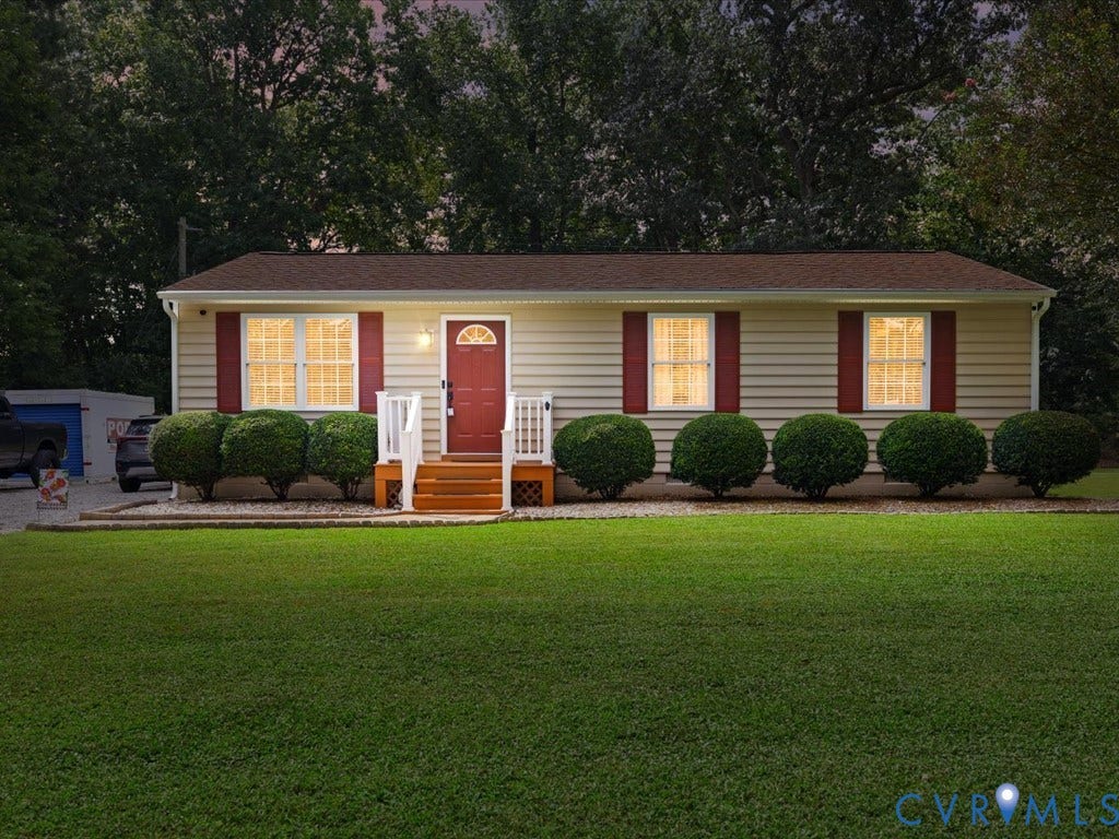 10121 Hickory Road, Chesterfield, VA 23803