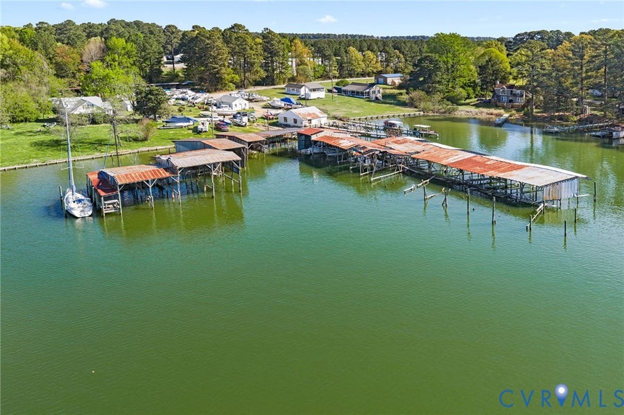 Property photo for 1276 Skipjack Road, Sandy Point, VA