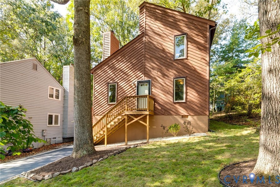 Property photo for 6135 Stronghold Drive, Mechanicsville, VA