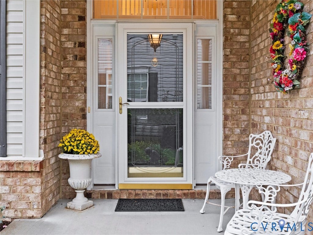 5034 Lewisetta Drive, Glen Allen, VA 23060 5034 Lewisetta Drive, Glen Allen, VA 23060