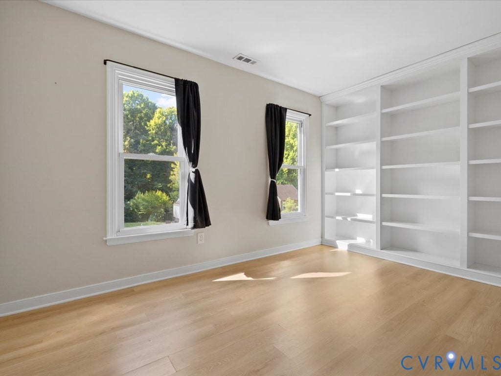10100 Redbridge Road, North Chesterfield, VA 23236 Bedroom 2 w/ built-ins; first floor