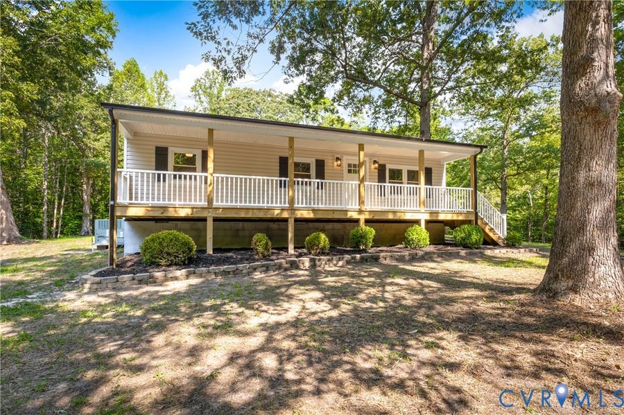 Property photo for 2392 Lewis B Puller Memorial Highway, Saluda, VA