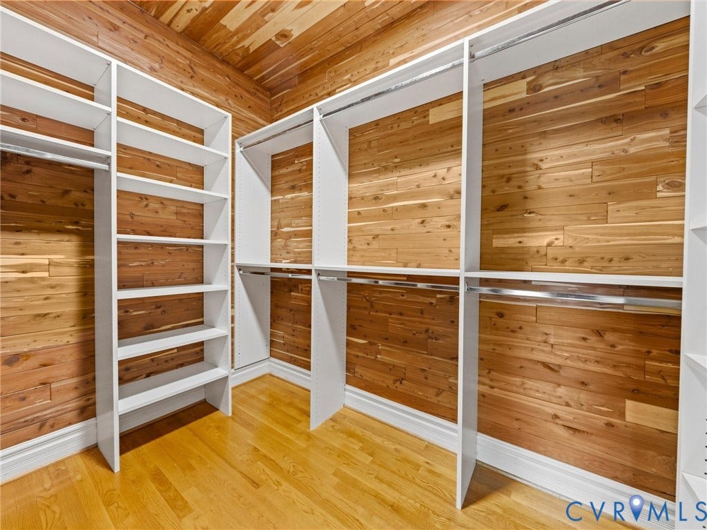 1700 Tigers Road, Manakin Sabot, VA 23103 Cedar closet in primary bedroom!