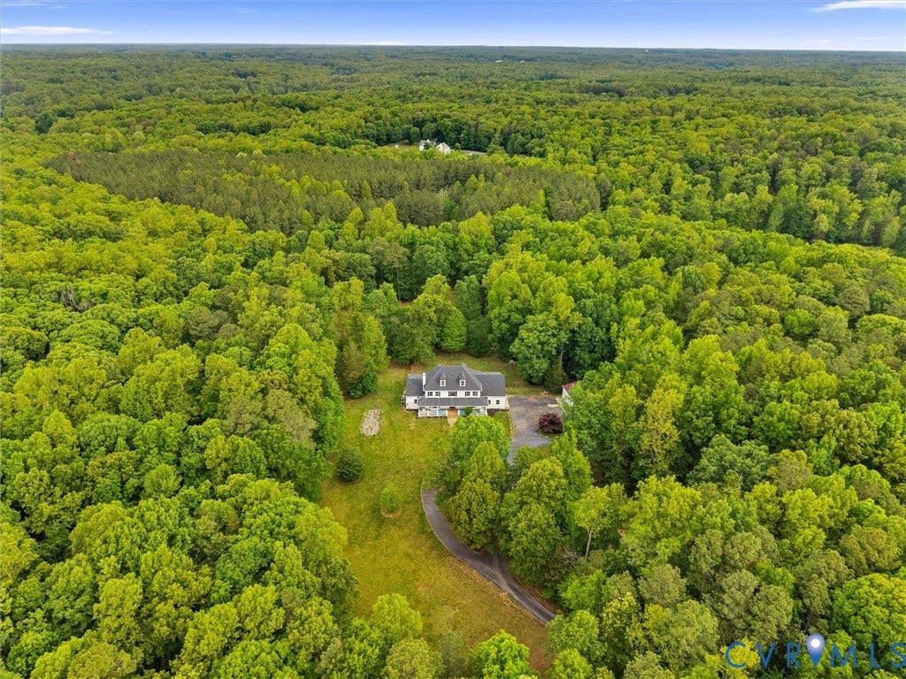 1700 Tigers Road, Manakin Sabot, VA 23103 Set on 22 acres in sought-after Rochambeau Farms.