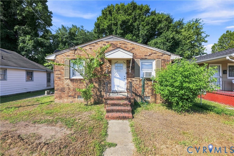 Property photo for 326 N Old Church Street, Petersburg, VA