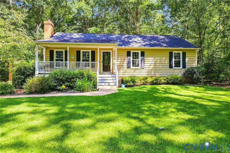 Property photo for 2392 Goodluck Road, Maidens, VA