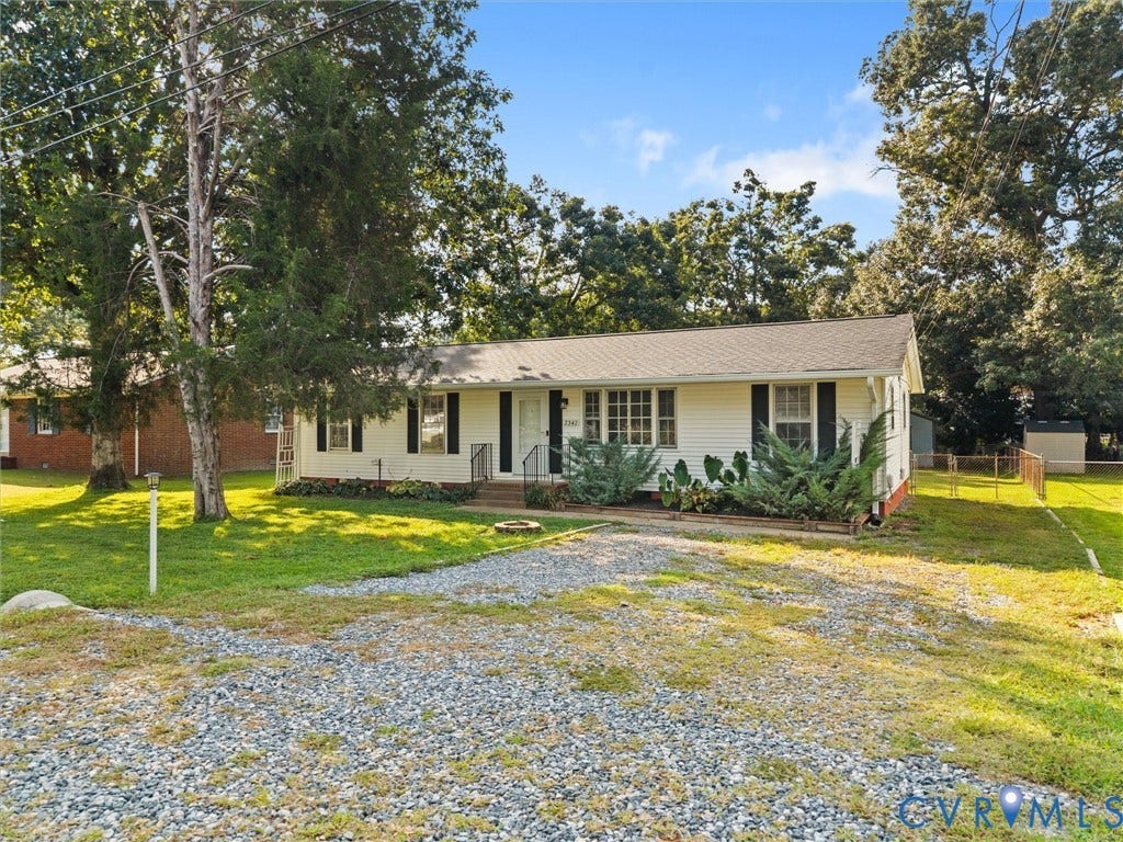 2342 Buena Vista Boulevard, Normandale Terrace, Chester, VA 23831 2342 Buena Vista Boulevard, Normandale Terrace, Chester, VA 23831
