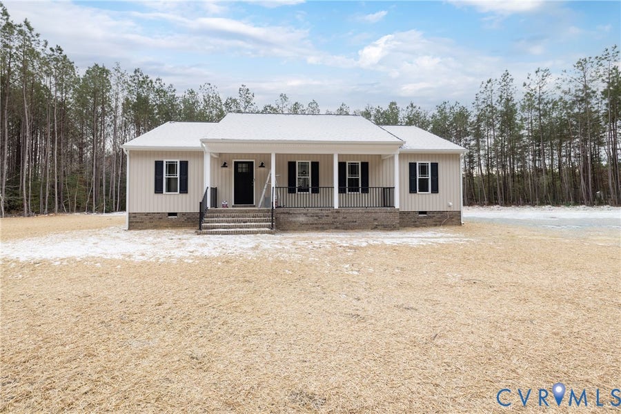 Property photo for 1926 Mahixon Road, Manquin, VA