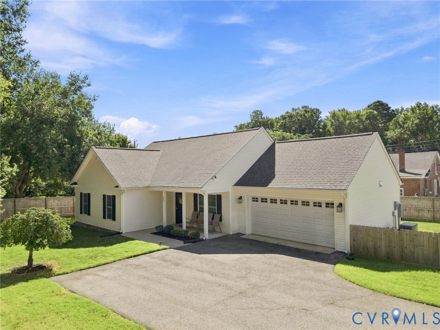 Property photo for 621 La Von Drive, Richmond, VA