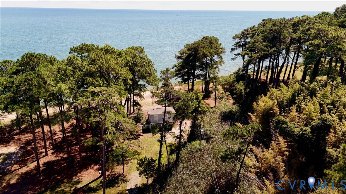 447 Tranquility Road, Reedville, VA 22539 Deeded beach access to Chesapeake Bay