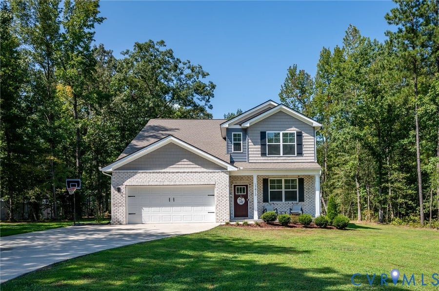 Property photo for 17412 Lawnfield Drive, Petersburg, VA