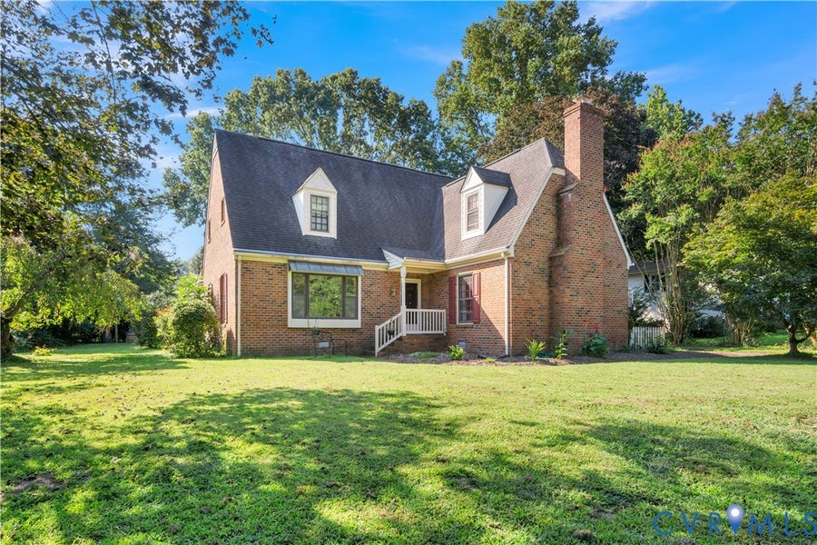 Property photo for 140 Country Club Drive, Williamsburg, VA