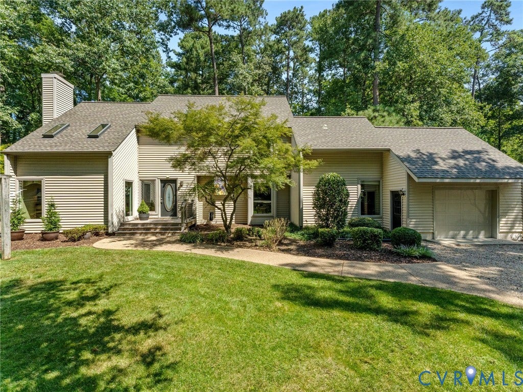 13802 Nuttree Woods Terrace, Nuttree Woods, Midlothian, VA 23112 13802 Nuttree Woods Terrace, Nuttree Woods, Midlothian, VA 23112