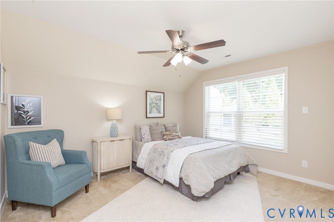 14806 Creekbrook Terrace, Brookcreek Estates, Midlothian, VA 23113 Vaulted ceiling, ceiling fan, carpeting, window with blinds, neutral wall paint