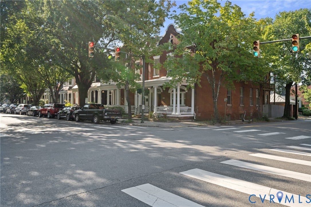 1527 Grove Avenue, #3, Richmond, VA 23220 1527 Grove Avenue, #3, Richmond, VA 23220