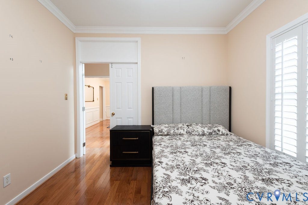 14107 Beachmere Road, Stoney Glen South, Chester, VA 23831 Hardwood flooring, crown molding, and plantation shutters