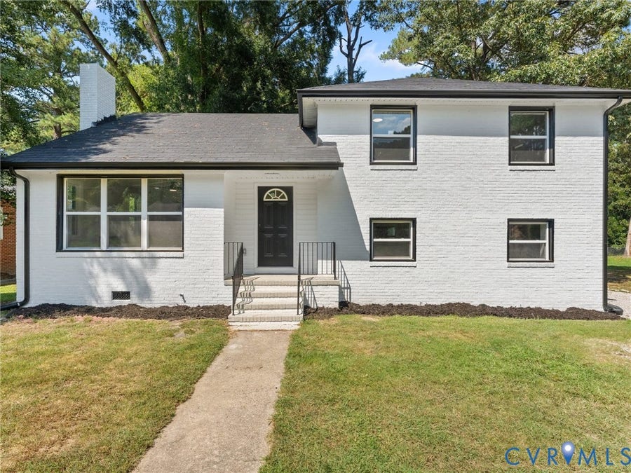 Property photo for 519 Oak Hill Road, Petersburg, VA