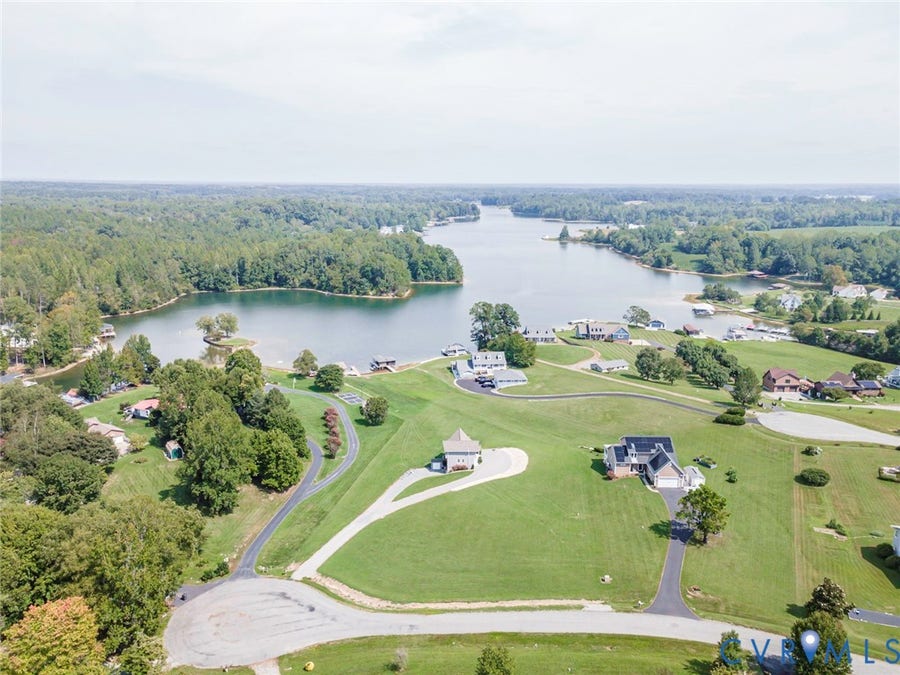 Property photo for 578 Seclusion Shores Drive, Mineral, VA
