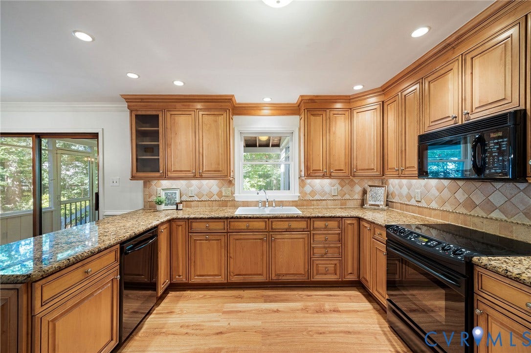 1433 Shirlton Road, Queensmill, Midlothian, VA 23114