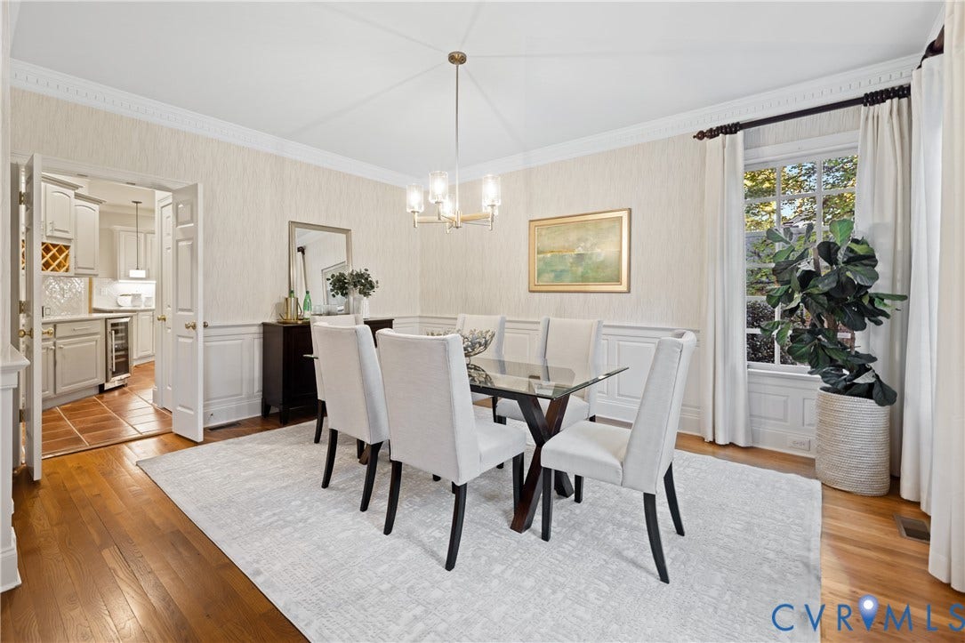 2924 Skipton Road, Willow Oaks, Richmond, VA 23225 Note paneled wainscotting below chair rail and dentil molding