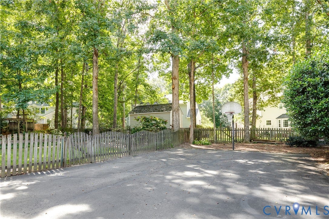 12152 Glen Gary Circle, Henrico, VA 23233 12152 Glen Gary Circle, Henrico, VA 23233