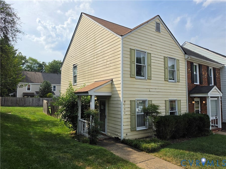 Property photo for 8700 Hermitage Trace Circle, Henrico, VA