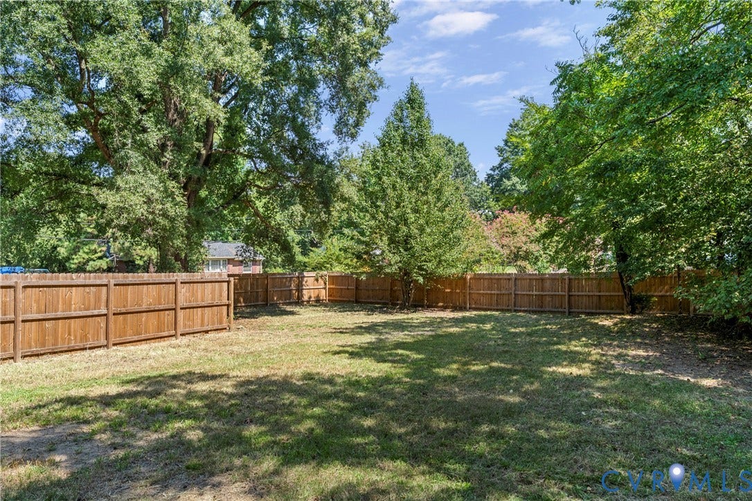 5968 Forest Hill Avenue, Westlake Hills, Richmond, VA 23225 Expansive backyard space with a full privacy fence and mature trees