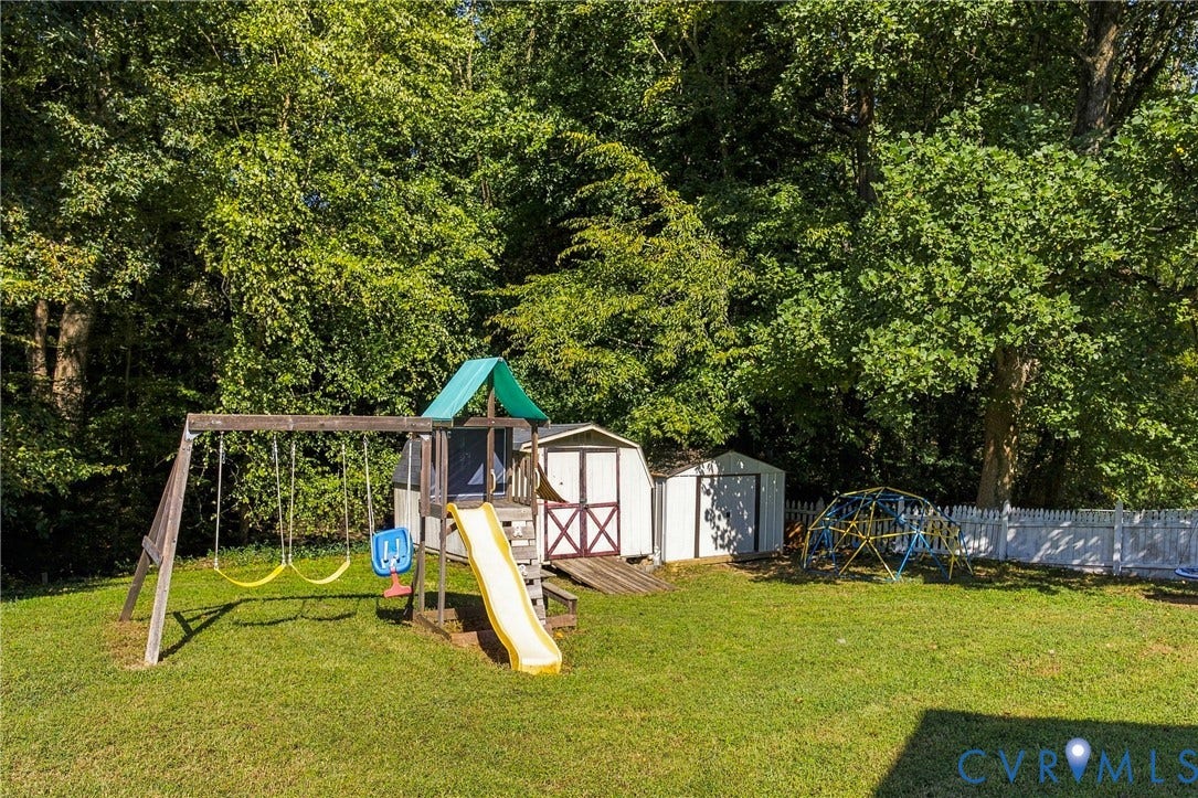 318 Bull Run Drive, Shady Oaks, Hopewell, VA 23860