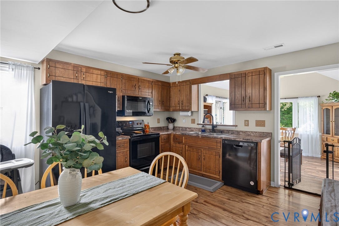 318 Bull Run Drive, Shady Oaks, Hopewell, VA 23860