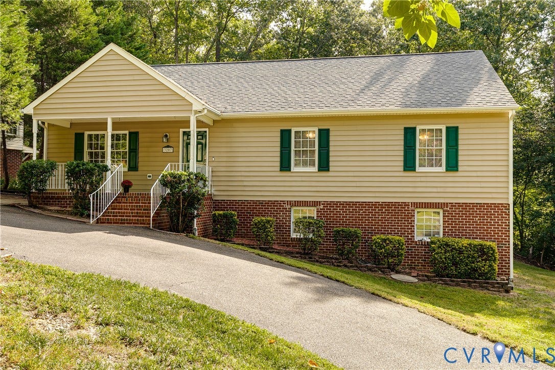3207 Ludgate Road, Chester, VA 23831 3207 Ludgate Road, Chester, VA 23831