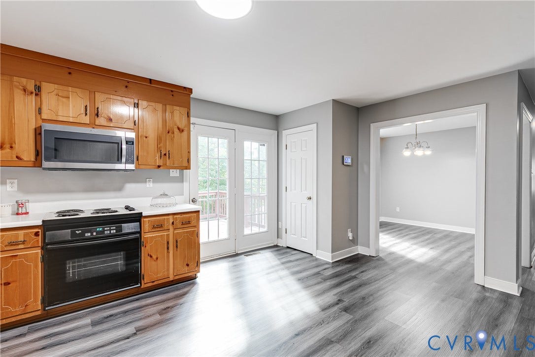 3207 Ludgate Road, Chester, VA 23831 Kitchen with direct entry to dining room