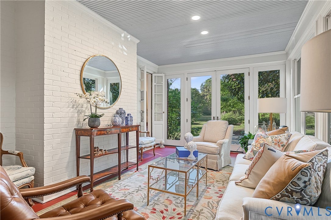 3905 Dover Road, Richmond, VA 23221 Expansive sunroom