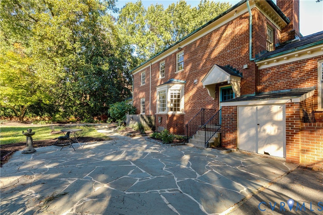 3905 Dover Road, Richmond, VA 23221 Large slate terrace