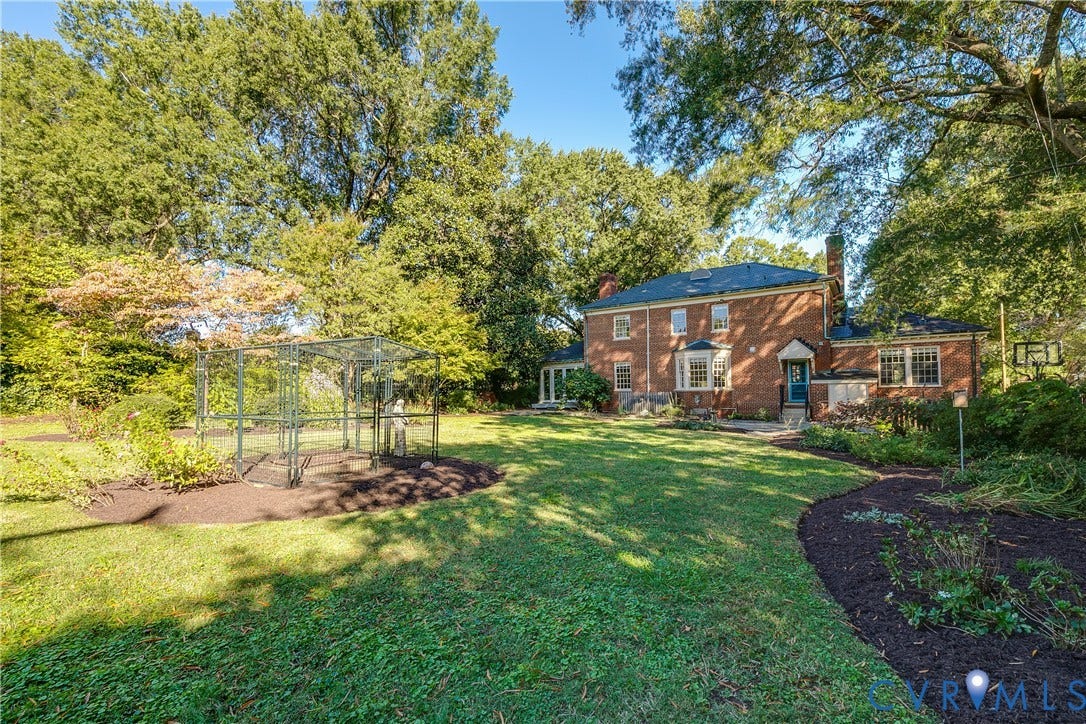 3905 Dover Road, Richmond, VA 23221 Large flat yard