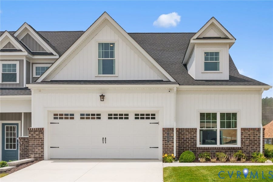 Property photo for 16449 Creekstone Point Avenue, Chesterfield, VA