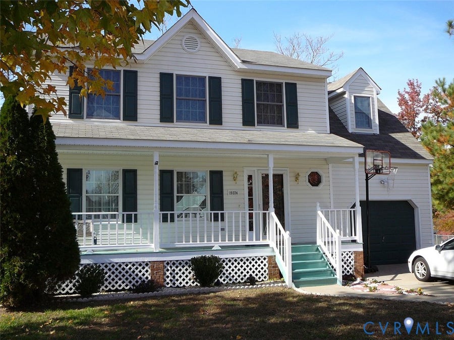 Property photo for 19224 Maurer Lane, Colonial Heights, VA