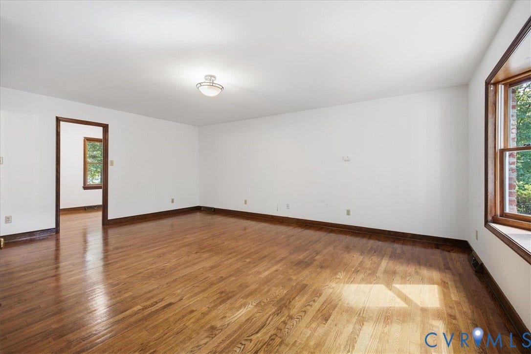 5407 Kralan Court, Chester, VA 23831 1st Floor