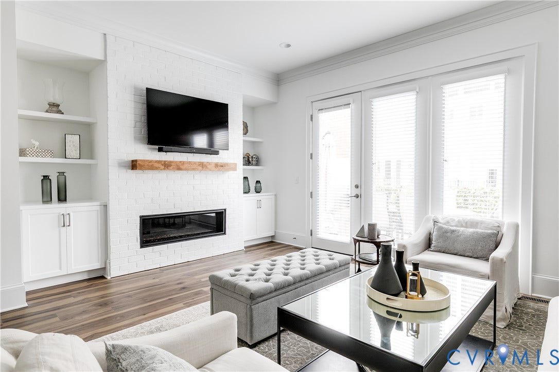 Built-ins, Fireplace, Entrance to Deck