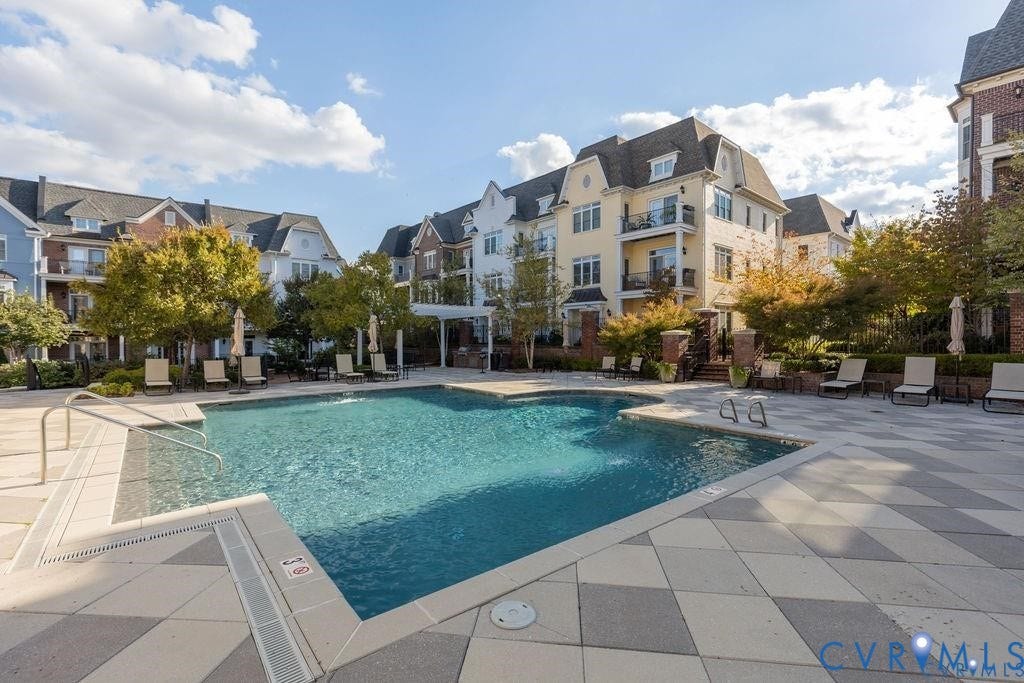 239 Finial Avenue, Henrico, VA 23226 Beautiful pool and hardscapes
