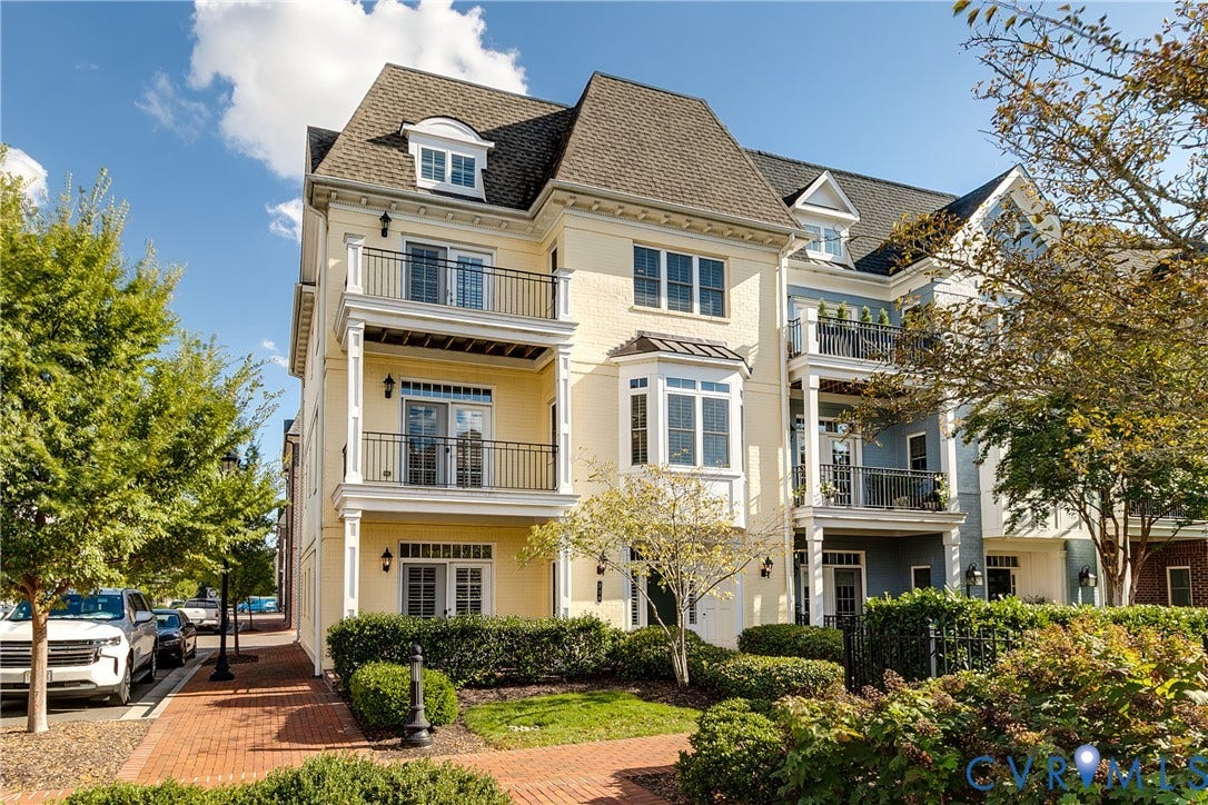 239 Finial Avenue, Henrico, VA 23226 3 balconies for outdoor living