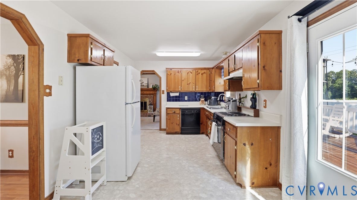 10501 Surry Road, Chester, VA 23831 10501 Surry Road, Chester, VA 23831