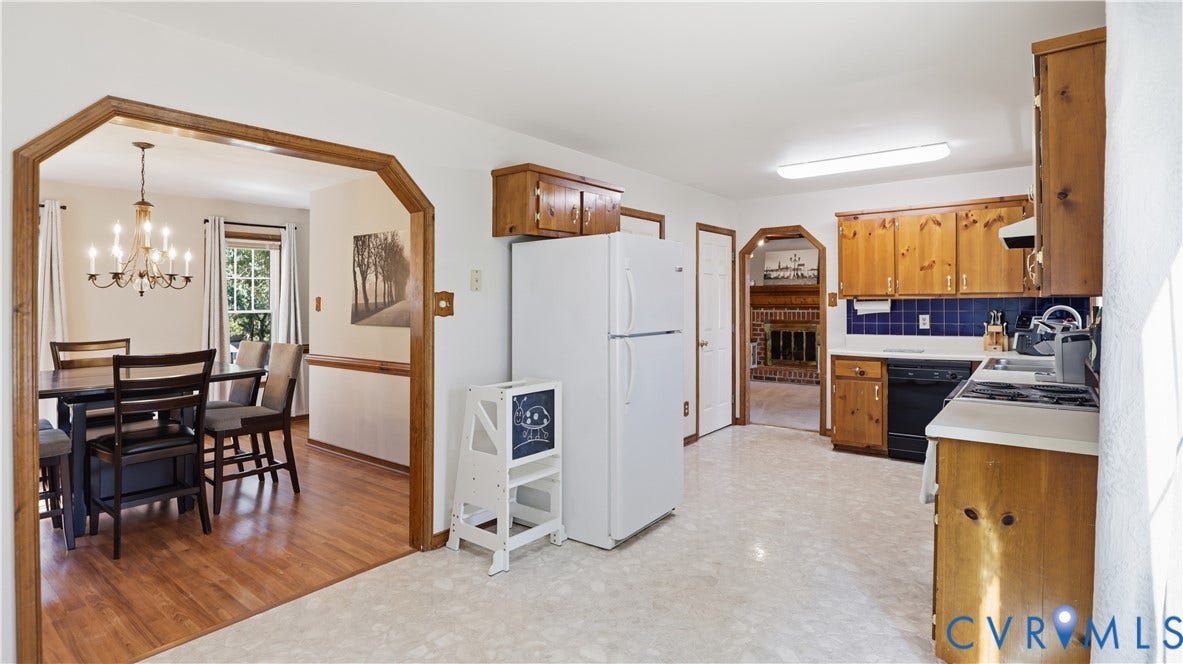 10501 Surry Road, Chester, VA 23831 10501 Surry Road, Chester, VA 23831