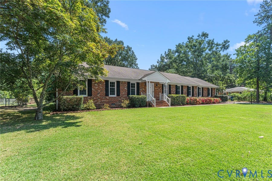 Property photo for 11112 Linderwood Drive, Mechanicsville, VA
