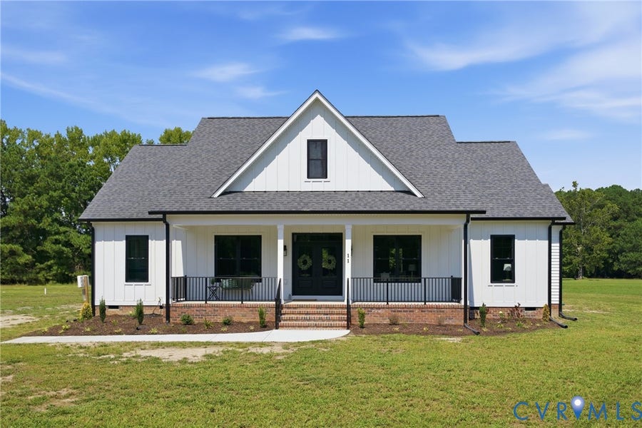Property photo for 11 Hicks Wharf Road, Cardinal, VA
