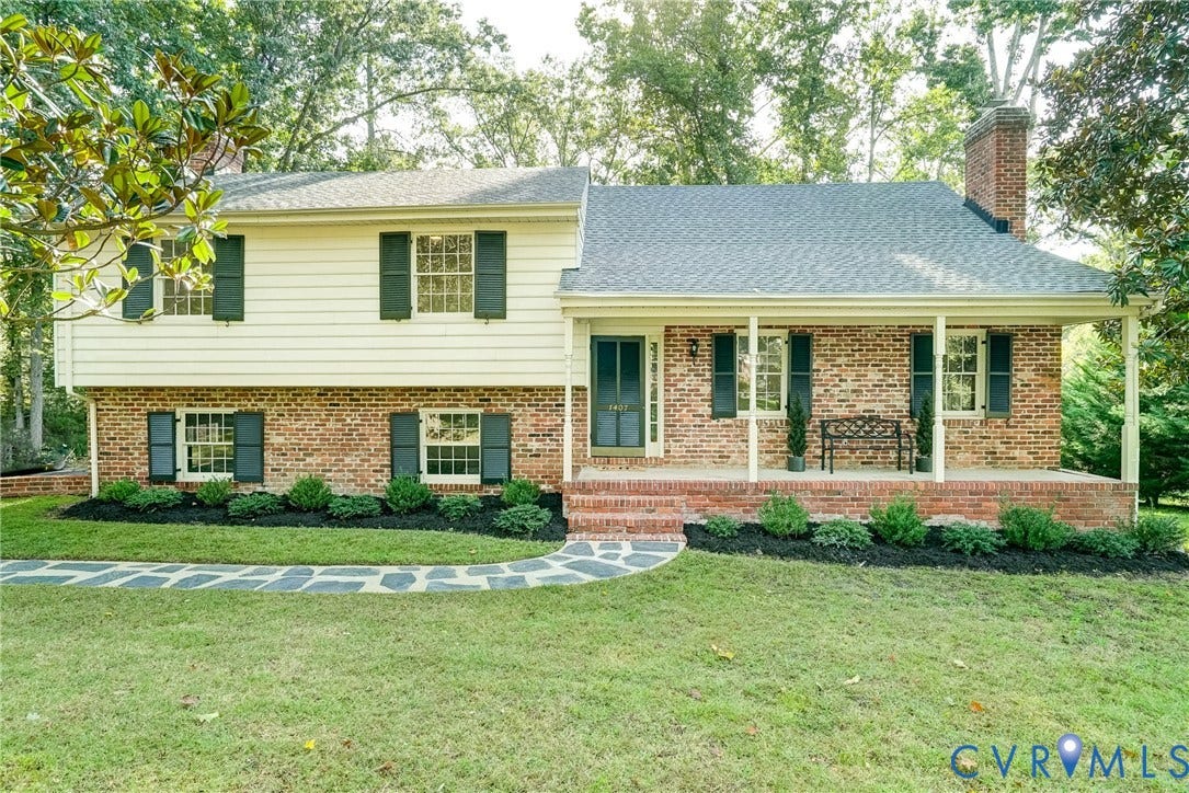 1407 W Monmouth Court, Henrico, VA 23238 Welcome to 1407 W Monmouth. Home is located on almost an acre and on a cul de sac street! NEW roof 2026.