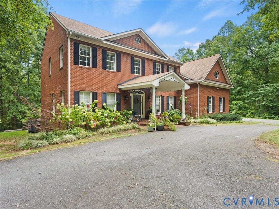 Property photo for 18394 Taylors Creek Road, Montpelier, VA