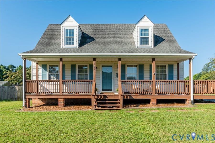 Property photo for 7053 Claybird Lane, Mechanicsville, VA